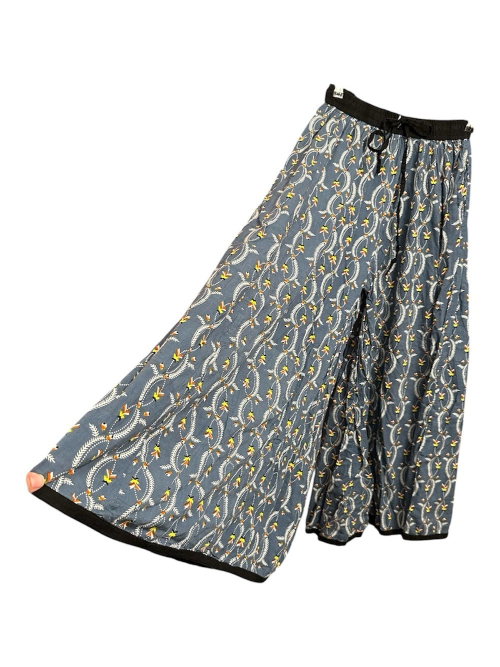 Ayasya Super Fun 70’s Inspired Palazzo Pants with Blue Floral Pattern - Picture 2 of 8